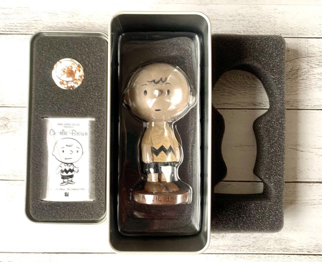 最終値下げ早い物勝ち限定650個ダークホースフィギュアチャーリーブラウン