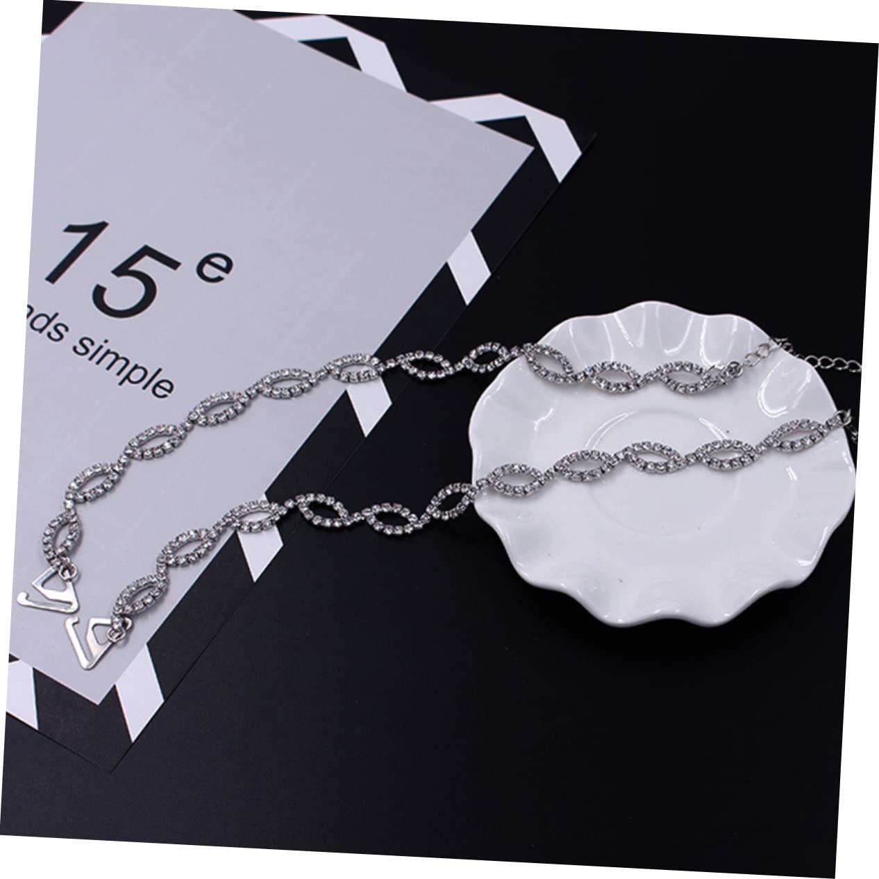 Healeved Correas Ajustables de Sujetador de Metal Brillantes de Agua, Antideslizantes, Estilo Chic y Longitud Regulable para Mujeres y Niñas