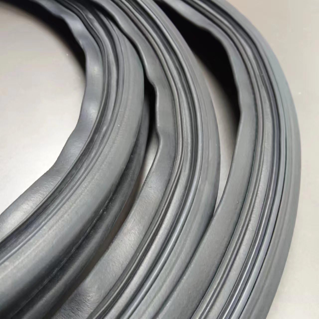 tailgate seal 67881-0E030 6.7881E+35, Compatible with ASU40 GSU45