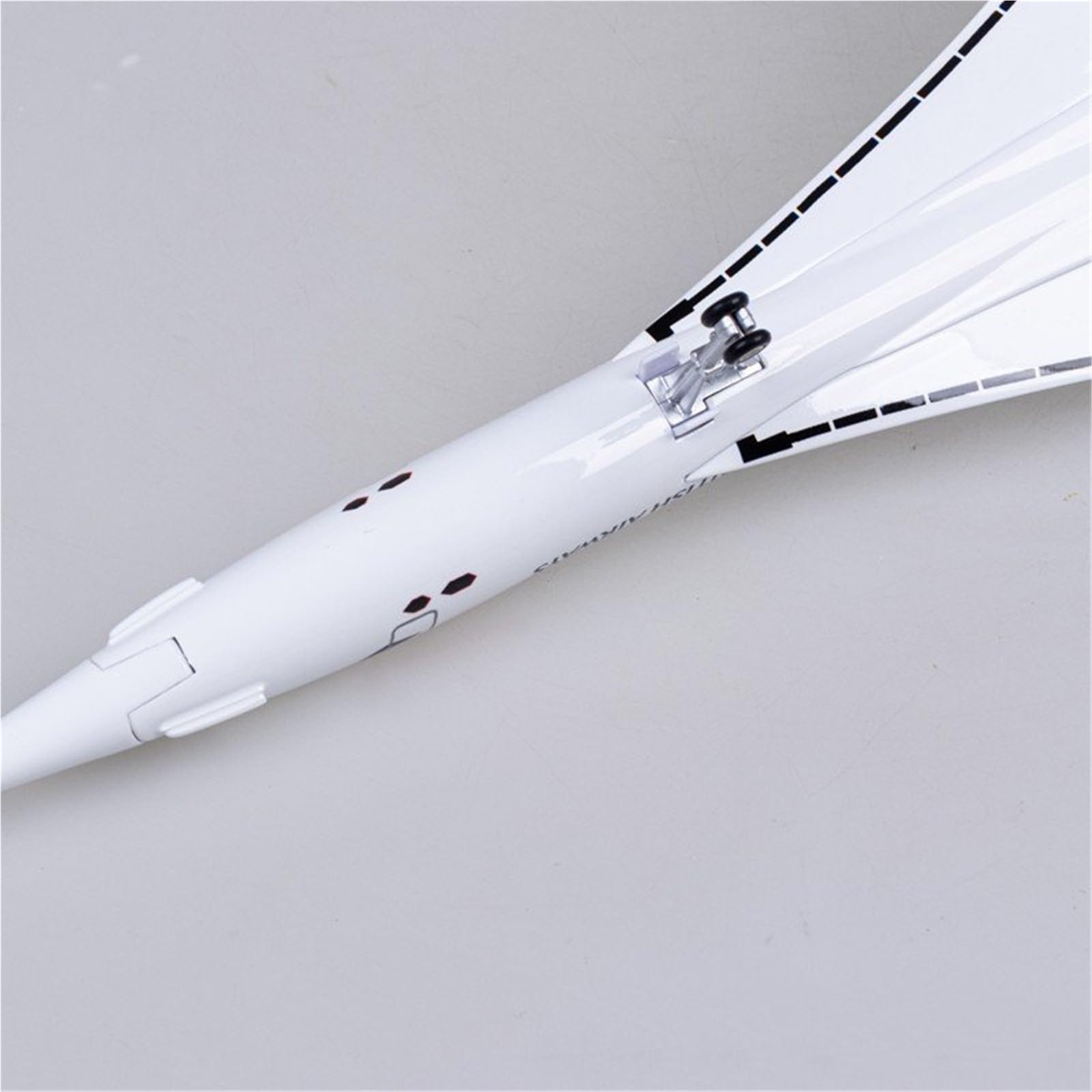 Repliki modeli samolotów w skali 50 cm kolekcjonerskie metalowe repliki samolotów dla British Airways Concorde 1:125 symulacyjny model samolotu miniaturowy model samolotu (ze światłem)
