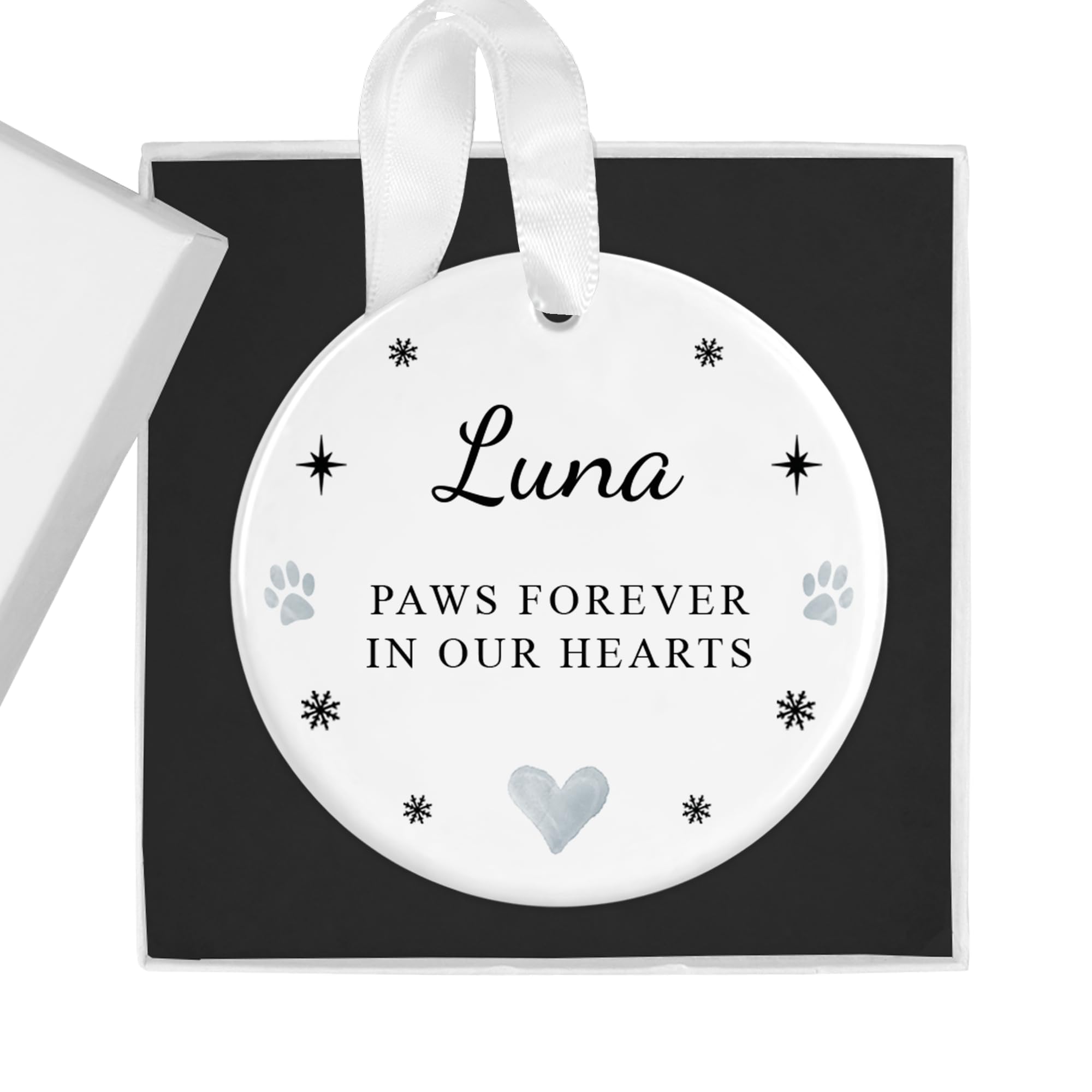 Personalised Pet Memorial Christmas Tree Bauble - Customised Dog or Cat 'Paws Forever in Our Hearts' Ornament - Remembrance Xmas Gift for Pet Loss - Ceramic Hanging Decoration with Gift Box