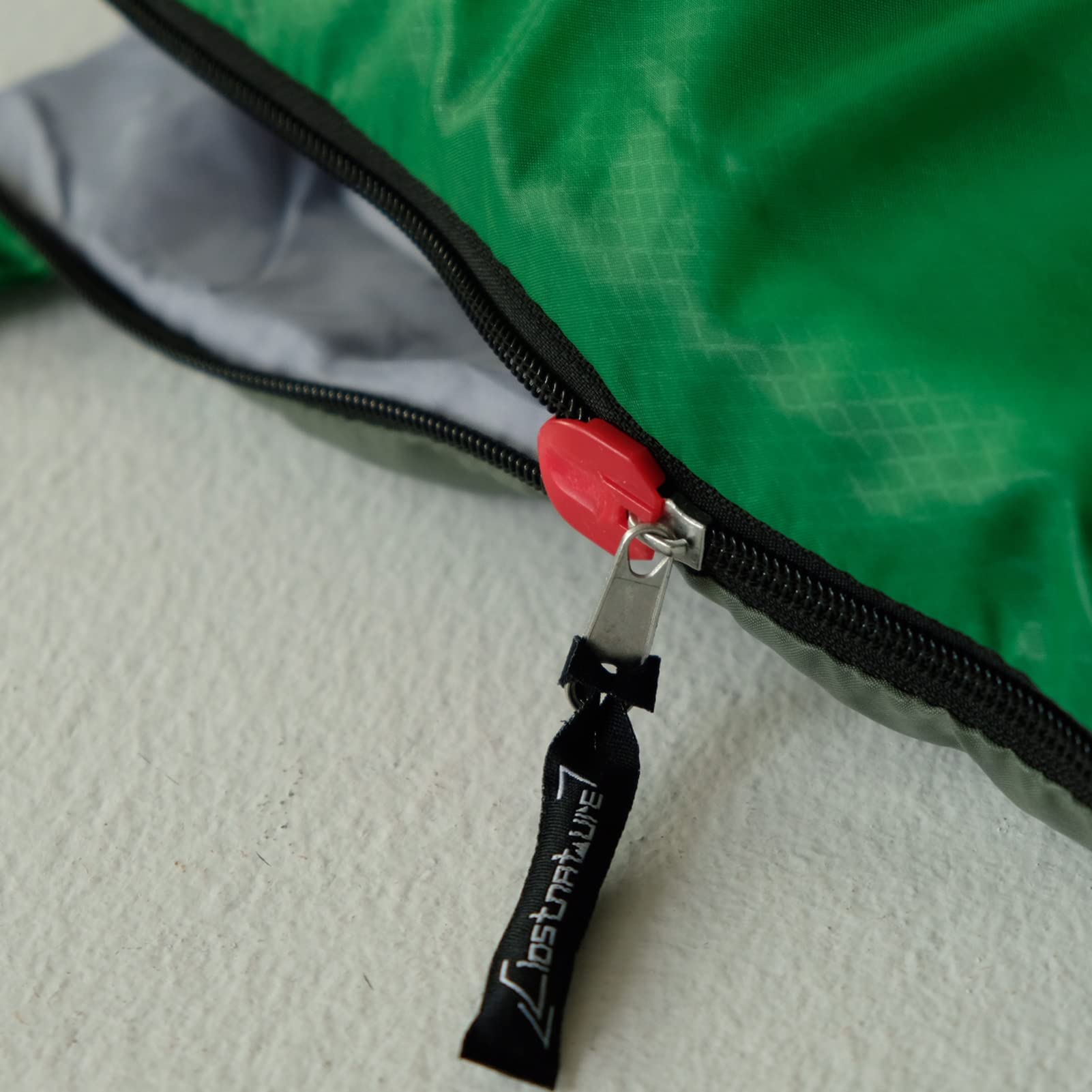 Clostnature Lekki Śpiwór na Kemping - Outdoor Casual Prostokątny Śpiwór z Małym Rozmiarem Opakowania dla Dorosłych, Kobiet, Mężczyzn Piesze Wycieczki, Sport, Alpinizm(Prawy zamek błyskawiczny)