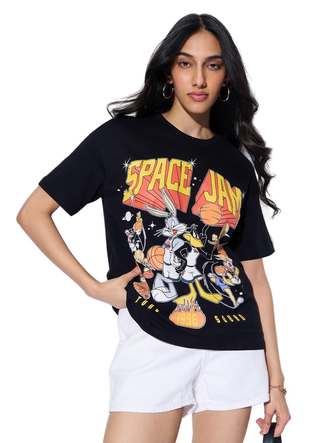 The Souled Store Looney Tunes: Space Jam T-shirt oversize da donna e ragazza a maniche corte girocollo in cotone stampato con grafica nera traspirante leggera streetwear