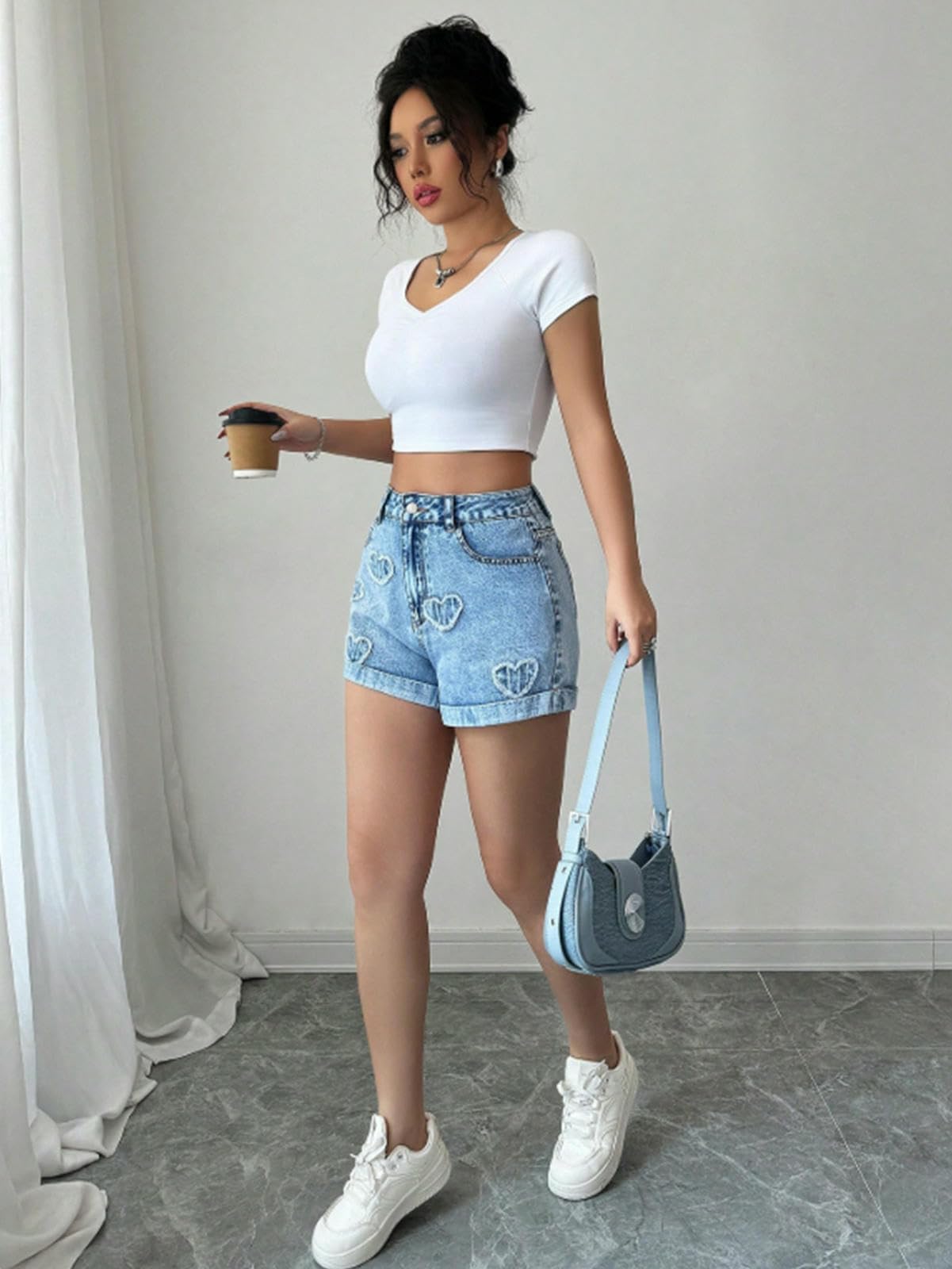 Spodnie jeansowe z otworami denim, szerokie nogawki, luźne, elastyczna talia, krótkie letnie kieszenie
