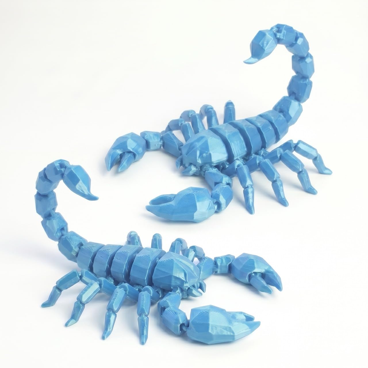 3D Printed Articulated Scorpion Fidget Toy - Poseable Moveable Jointed Scorpion Figure for Desk Decor, Office, Gift for Adults & Kids, D&D Prop (Blue,S)