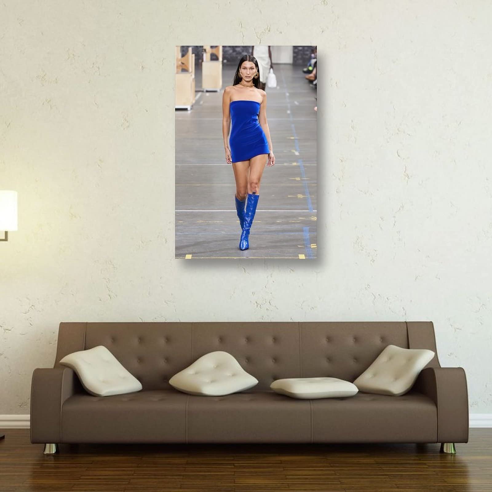 Bella Hadid Blue Dress Poster Cool Artwork Painting Wall Art Canvas Prints  Hanging Picture Home Decor Poster Gift Idea 30x45cm : Amazon.de: Home &  Kitchen