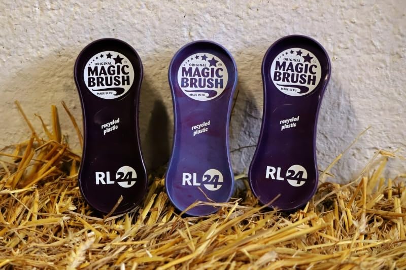 RL24 - Bürstenset (3-teilig) MagicBrush | Hufkratzer für Pferde | für hartnäckigen Schmutz | Pferdebürste für Fellwechsel | reinigt den Hufstrahl | Pferde Zubehör | Edition Wildberry recycled