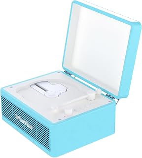 ポータブルCDプレーヤー Bluetooth対応 スピーカー内蔵 レトロデザイン | カラー：ライトブルー。2000mAh充電式バッテリー搭載、イヤホン端子・AUX-IN・TFカードに対応。卓上で使いやすく、インテリアやギフトにもおすすめ。