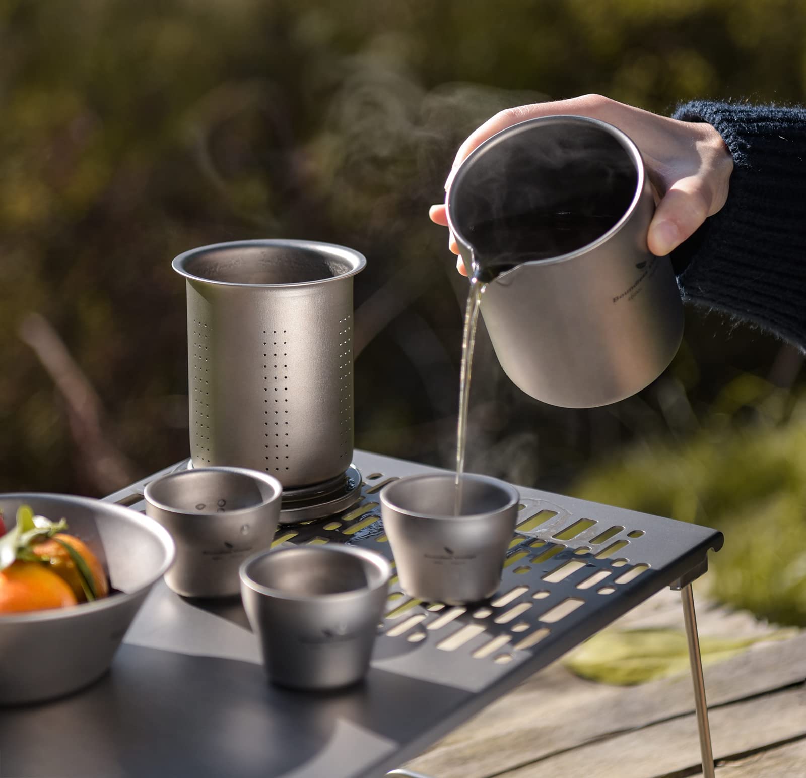 iBasingo Titan Tee Set Doppelschicht Tee Maker Leichte Teekanne mit Filter Outdoor Camping Reise Portable Teetasse Becher Home Küche Tee Dinge Metall Drinkware mit Infuser für Losen Tee Ti3120D