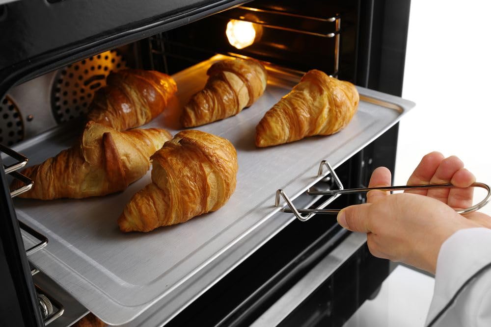 HENDI Forno a Convezione Professionale H90S con Umidificazione Manuale, 2670W, incl. 4 Teglie in Alluminio, 2 Ventole, 50–300°C, Porta Doppio Vetro, 230V, 595x595x(H)570mm, Acciaio Inox
