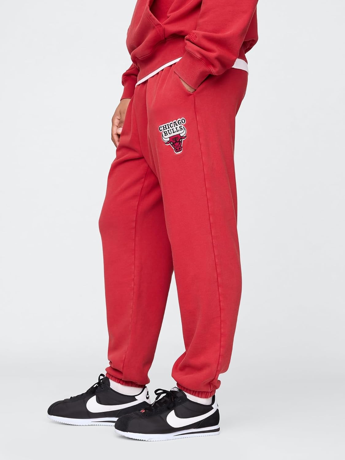 GAP Men's x NBA Team Logo Soft Pull-On Sweatpants - Image 2