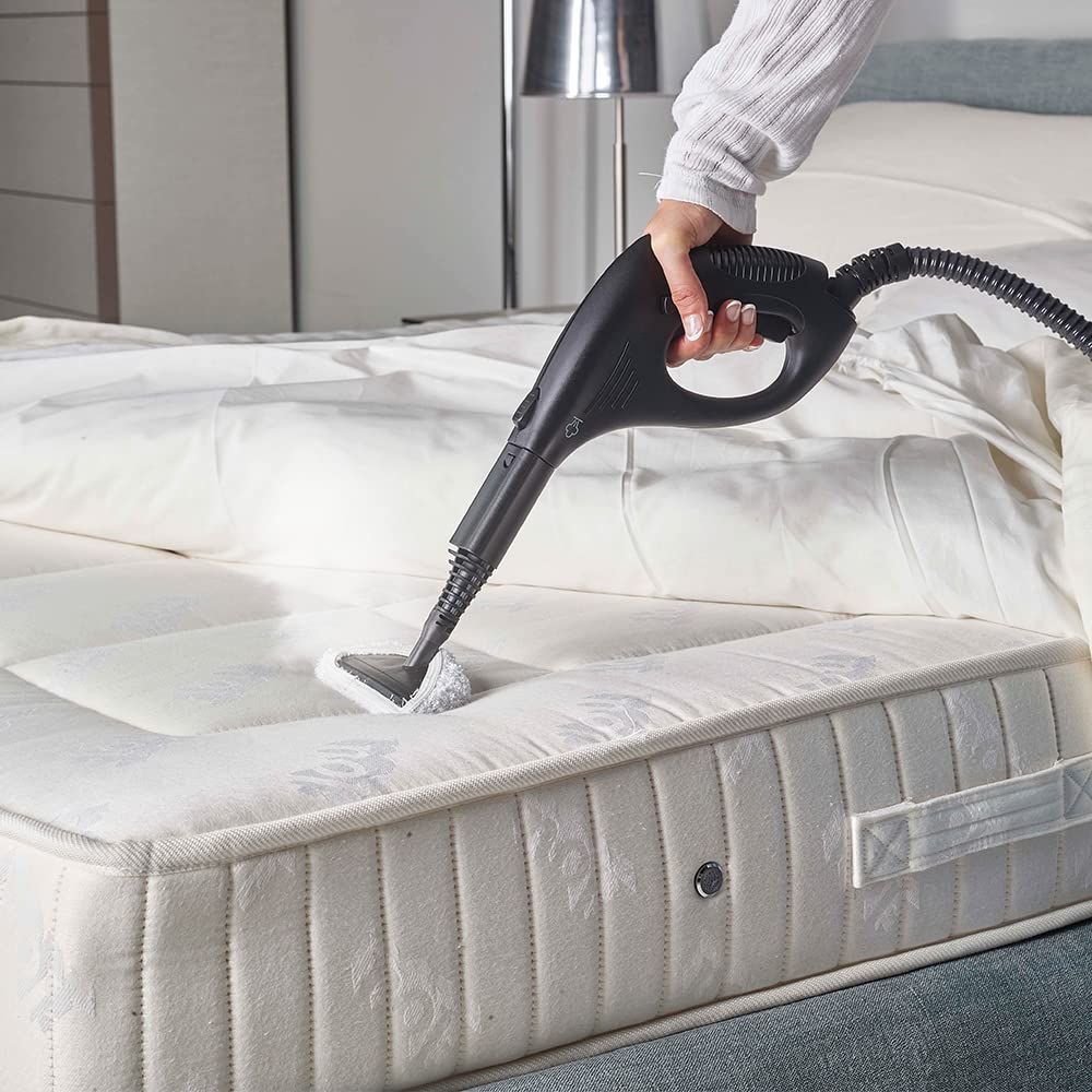 Polti Vaporetto™ Smart 30 S Nettoyeur Vapeur avec Chaudière à Pression 3 Bars, Bouchon de Sécurité, Réservoir 1,6 L, Chauffe Rapide, Compartiment Accessoires, 12 Accessoires Inclus, Blanc et Gris