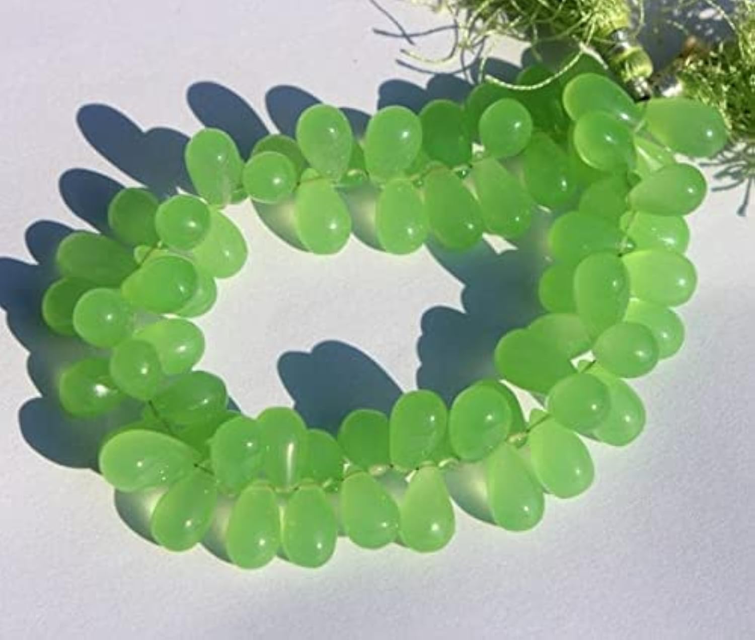 Seafoam green chalcedony perles gouttes lisses pour bijoux artisanaux