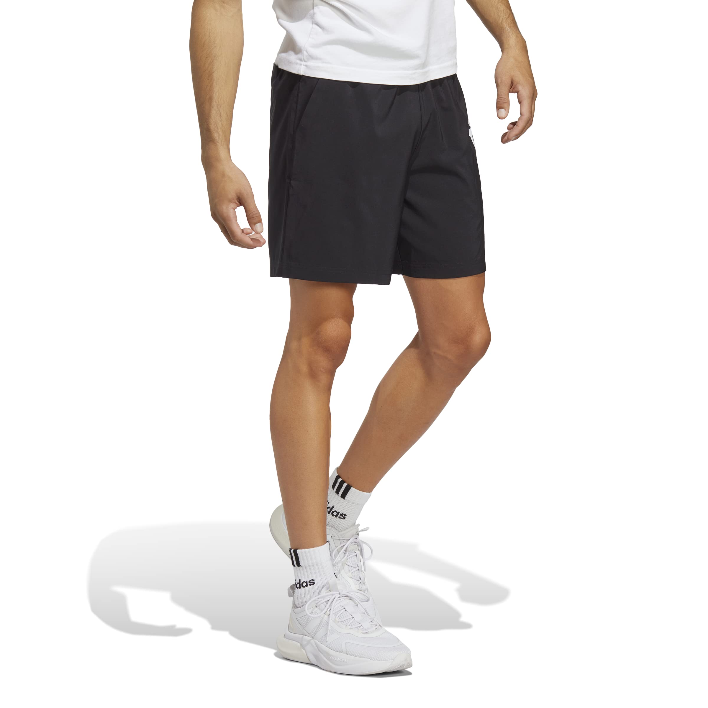 adidas Herren Shorts (1/2) Aeroready Essentials Chelsea Linear Logo Shorts