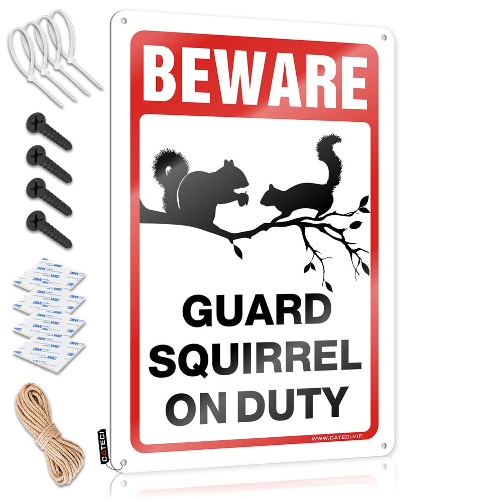IBWNBBUSN Funny Patio Signs Beware! Guard Squirrel On Duty Sign Tin Signs For Bar Funny Garage Bar Signs