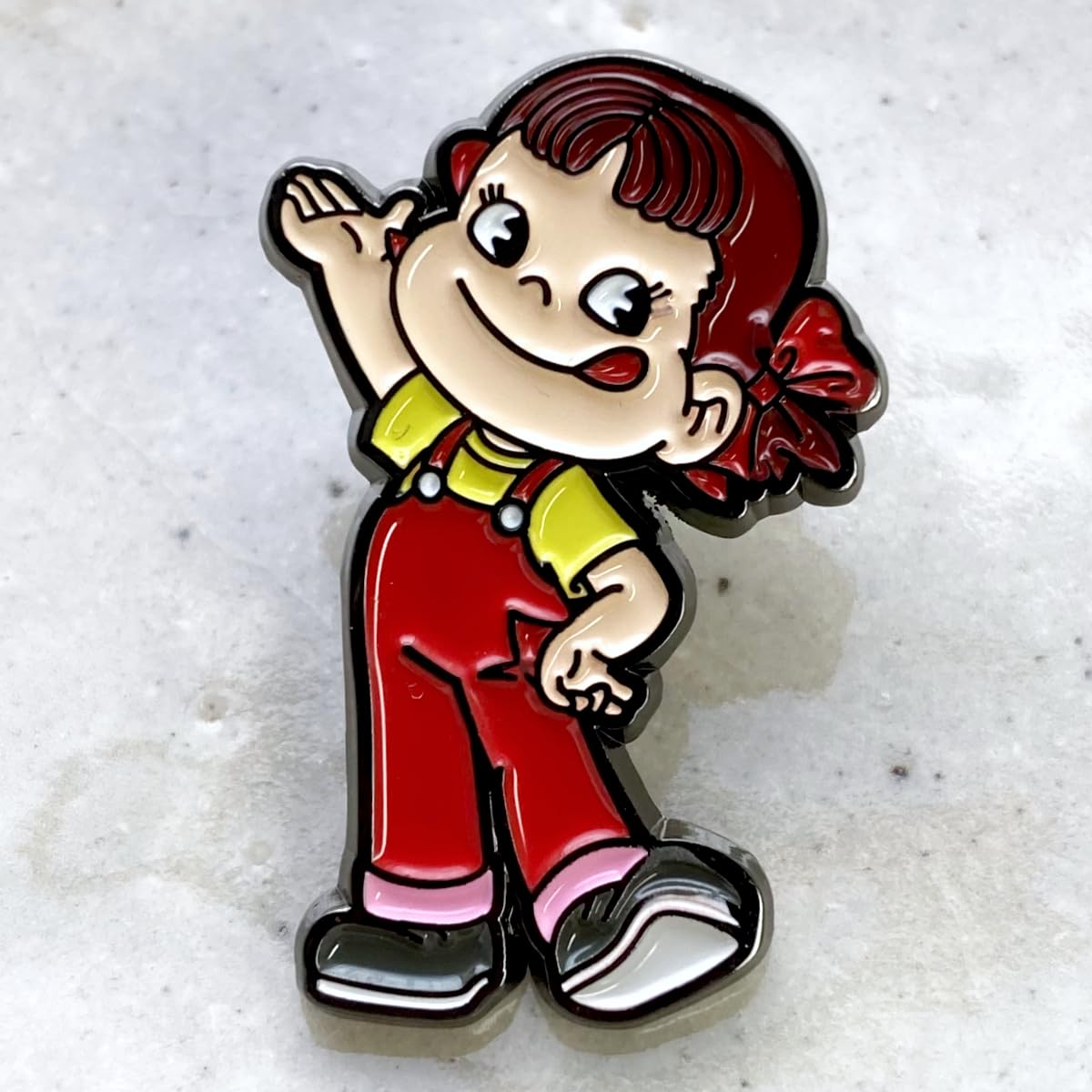 Amazon | ペコちゃん ミルキー スイーツピンバッジ ピンズ バッチ