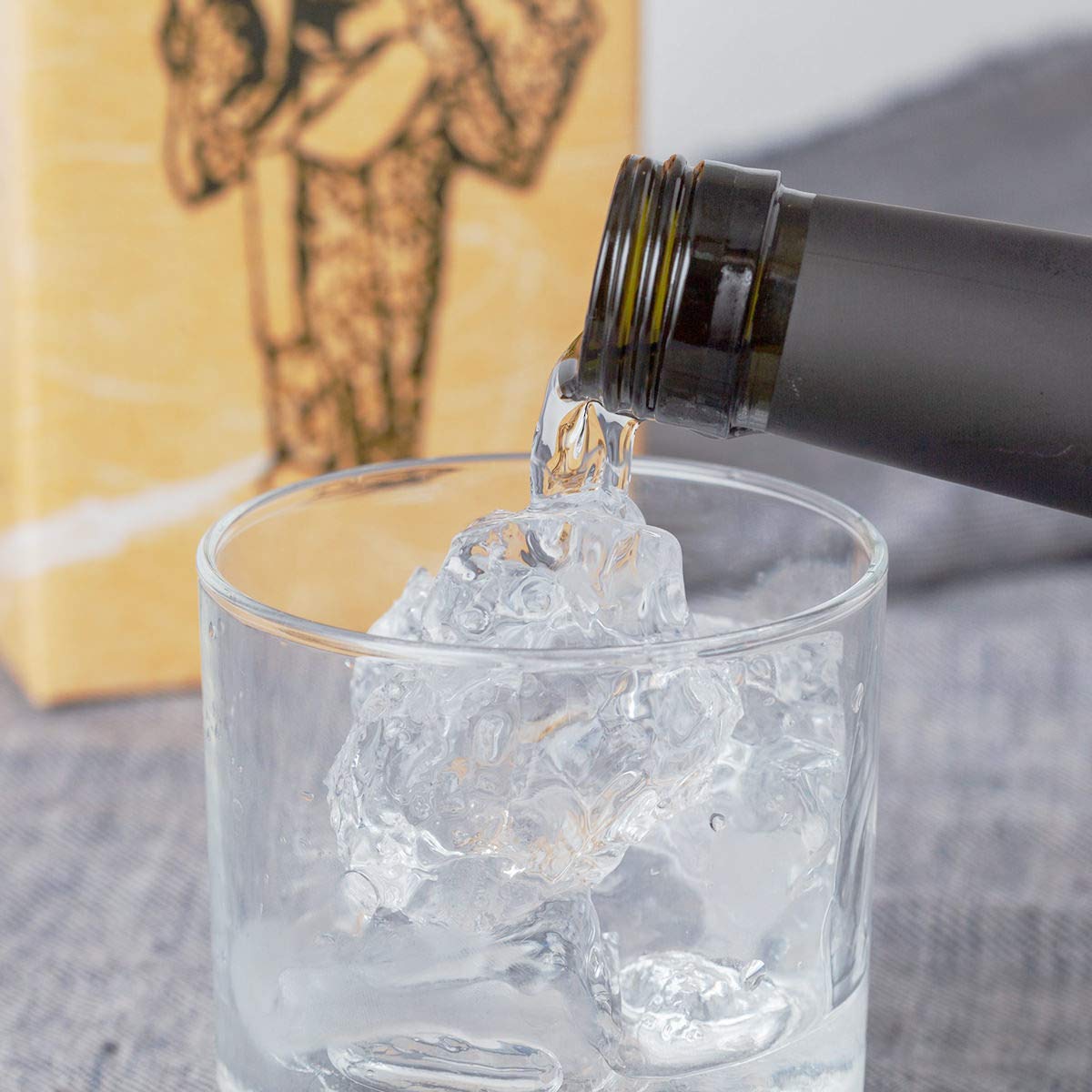 Amazon.co.jp: 北谷長老 琉球泡盛 北谷長老13年古酒 43度 720ml 泡盛