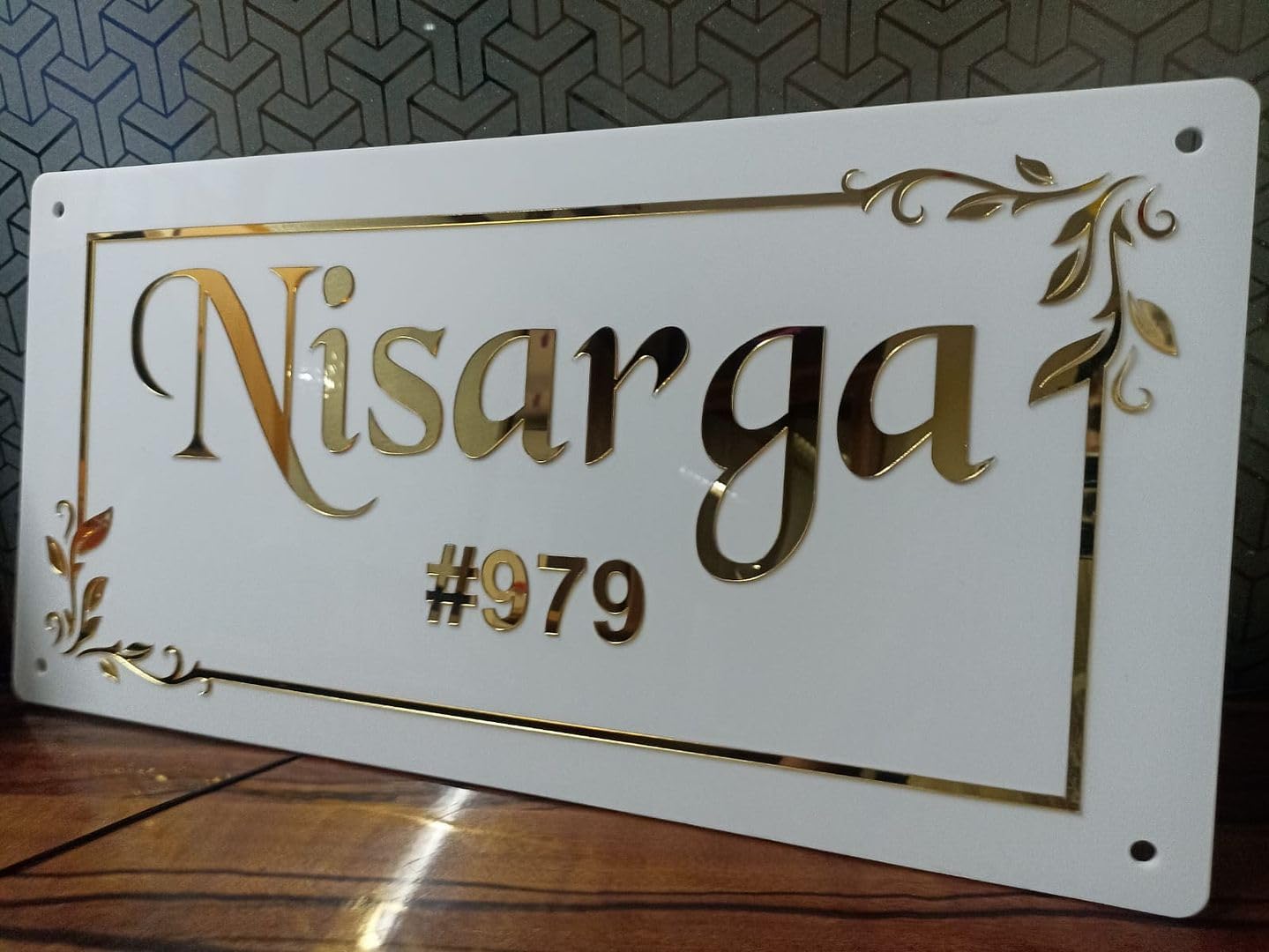 CHELNA Customized Golden Flower Border White Name Plate with Mirror Gold Laser Cut Letter for Entrance Decoration(25x14)