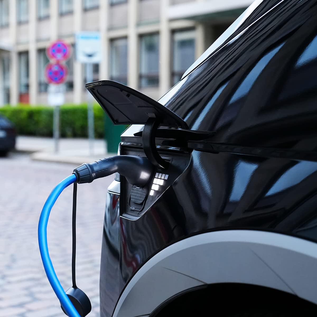 go-e Set di adattatori per la Stazione di Ricarica Gemini Flex 11 kW alla Presa CEE Rossa 32A / CEE Blu 16 A e Presa Domestica 230V