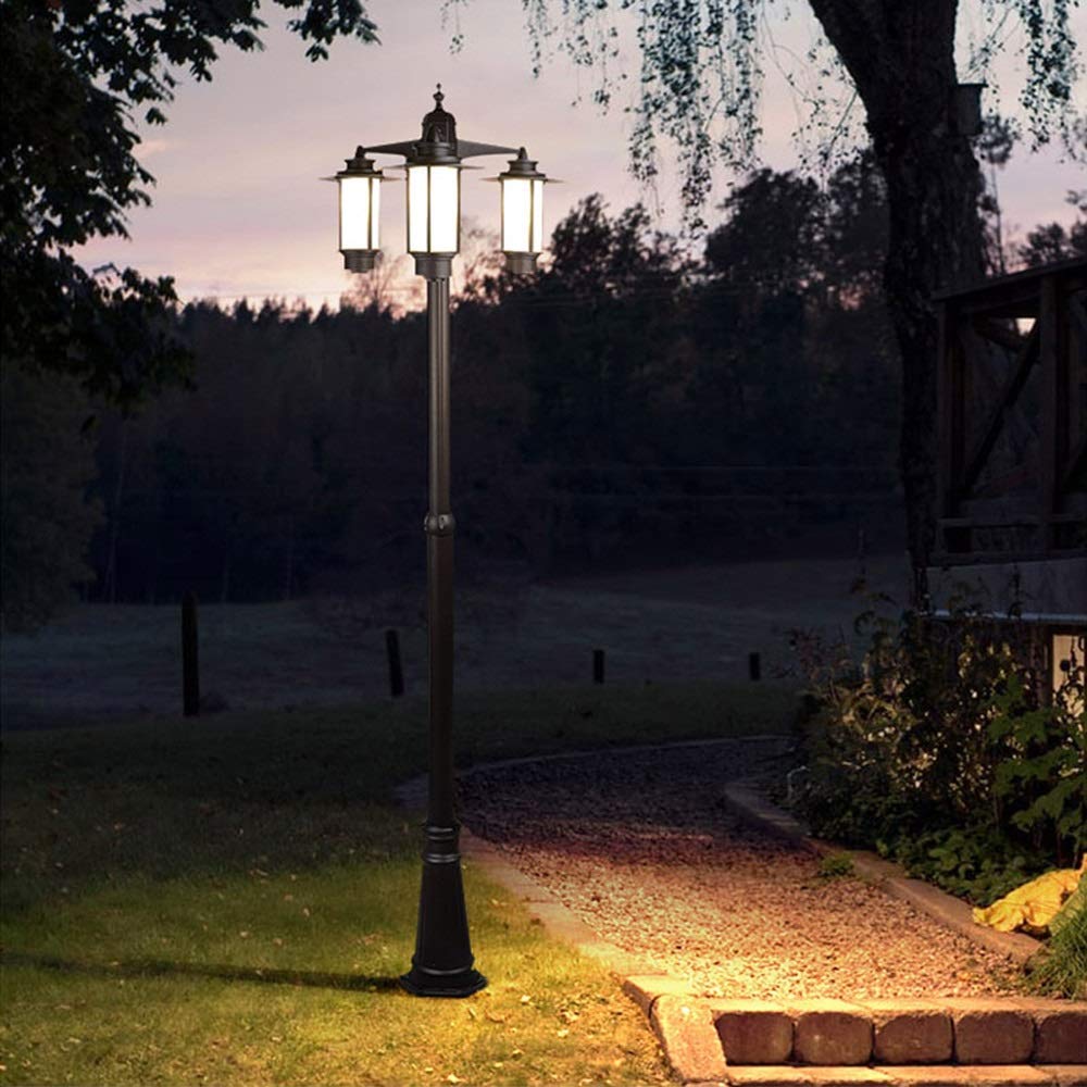 3-lampki E27 Zewnętrzny wysoki słup Ścieżka Światło postojowe Szklana latarnia Europejska nowoczesna IP54 Wodoodporna Czarny metal Aluminiowy słup uliczny Lampa kolumnowa Ogród Trawnik Oświetlenie par