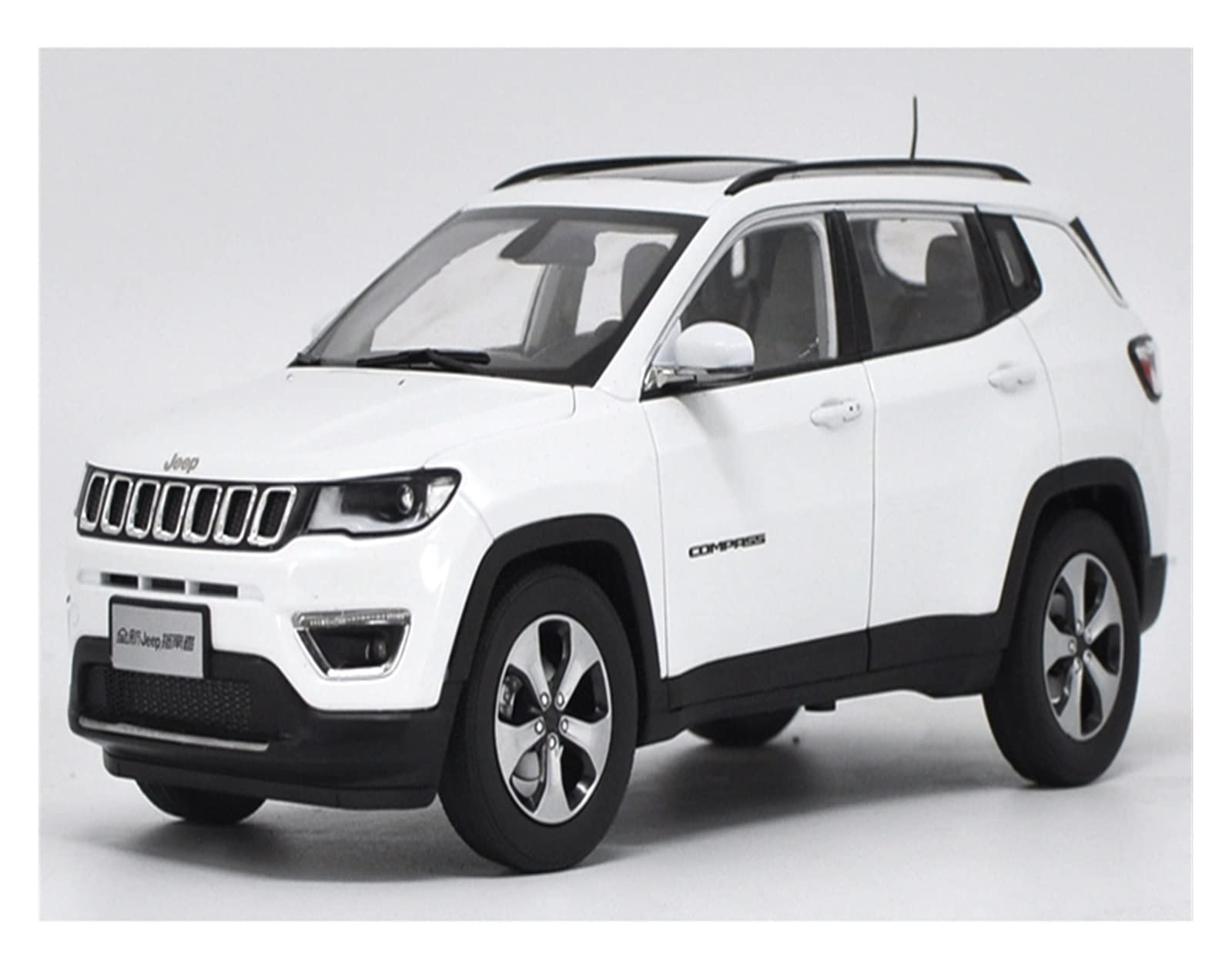 ★スケールモデルカー 1/18 スケール　Jeep ジープ M624　コンパス Amazon | ミニカー ホワイト ジープ SUV コンパス GAC Fick JEEP