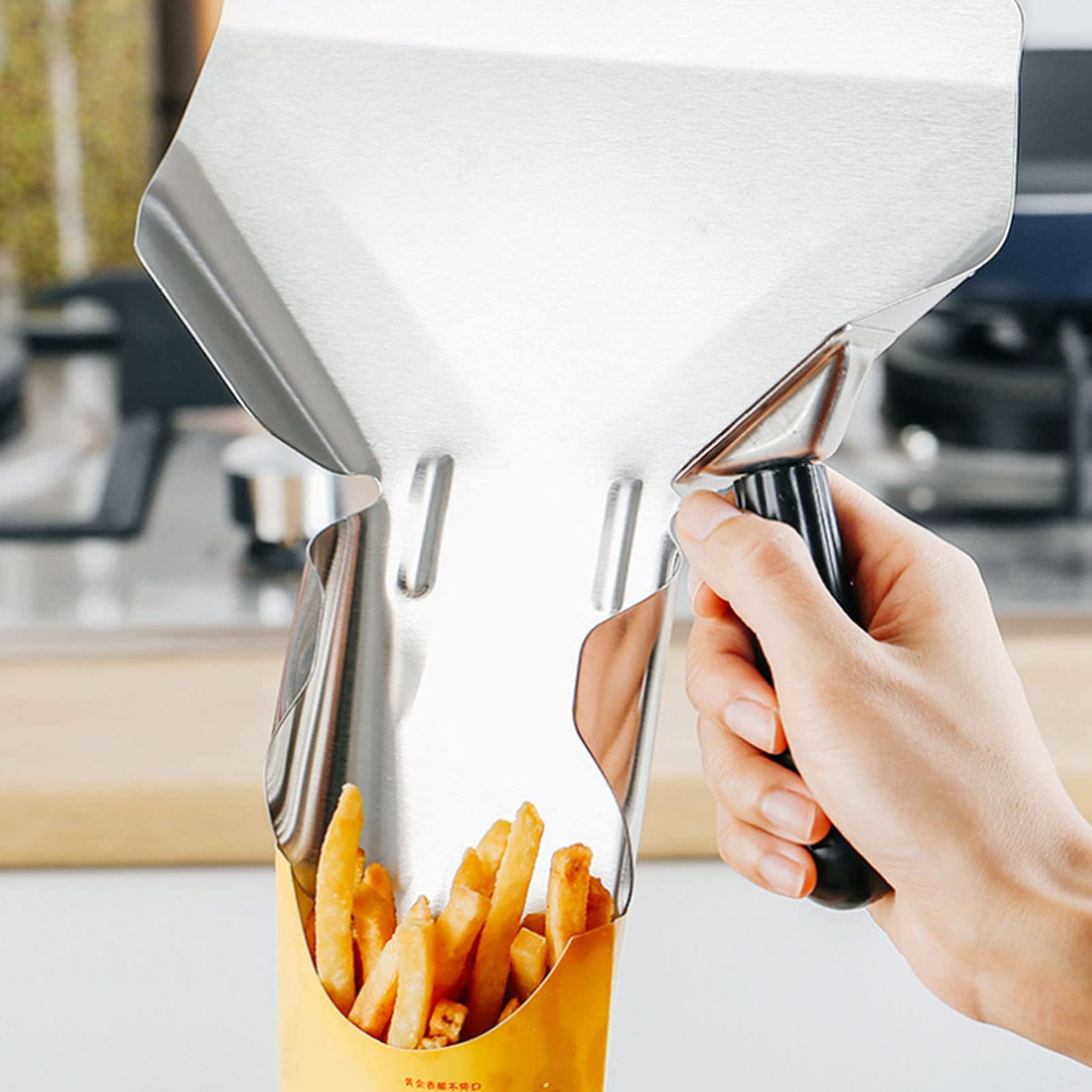Stainless Steel French Fry Bagger, French Fry Scoop Right Handle Commercial Popcorn Scoop Food Shovel with Right Handle Metal Chips Popcorn Scoop Ice Candy Snacks Desserts Scooper