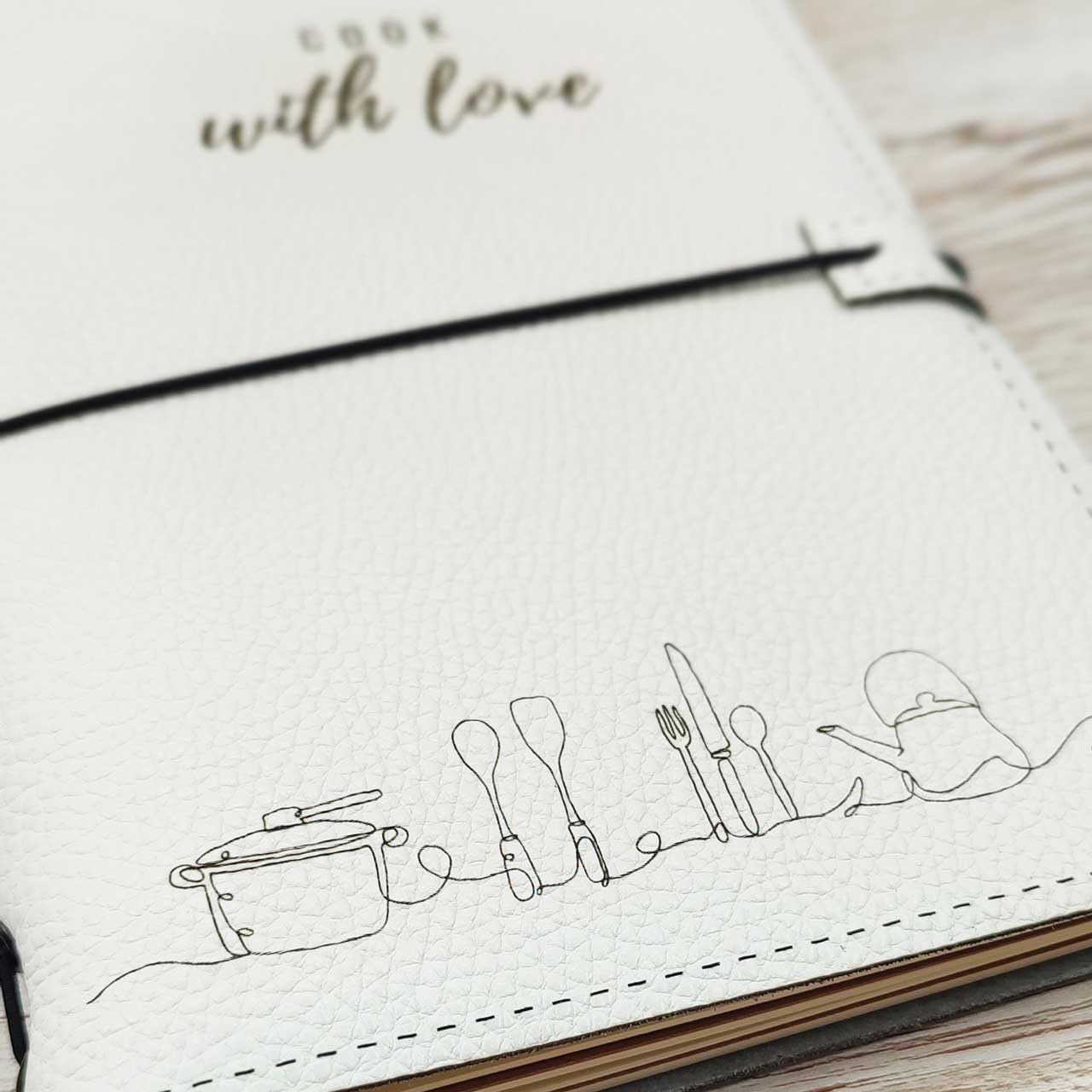 Il mio ricettario da scrivere con copertina Personalizzabile in pelle | In stile Midori, Formato A5, contiene 3 quaderni per scrivere le tue ricette | Idea regalo per nonna, mamma, amiche e amici