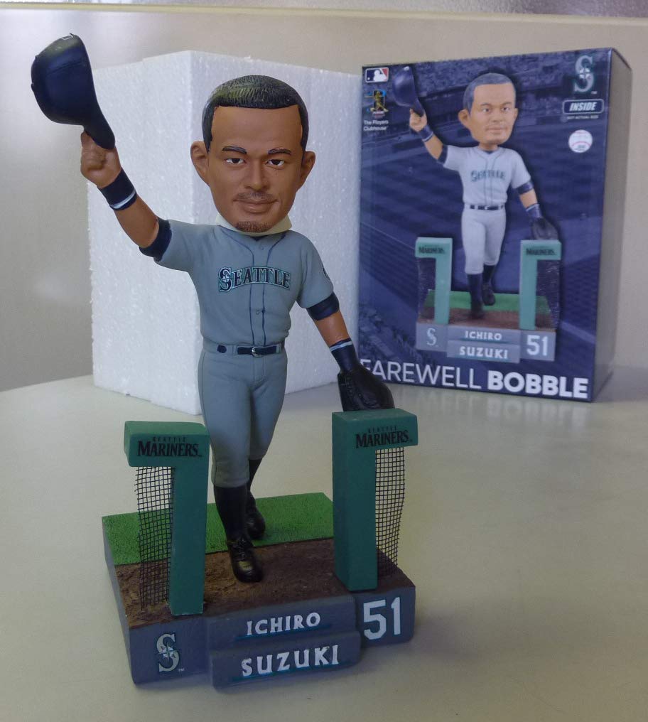 Amazon.co.jp: 絶版イチロー#51 引退記念 限定2019体 バブルヘッド