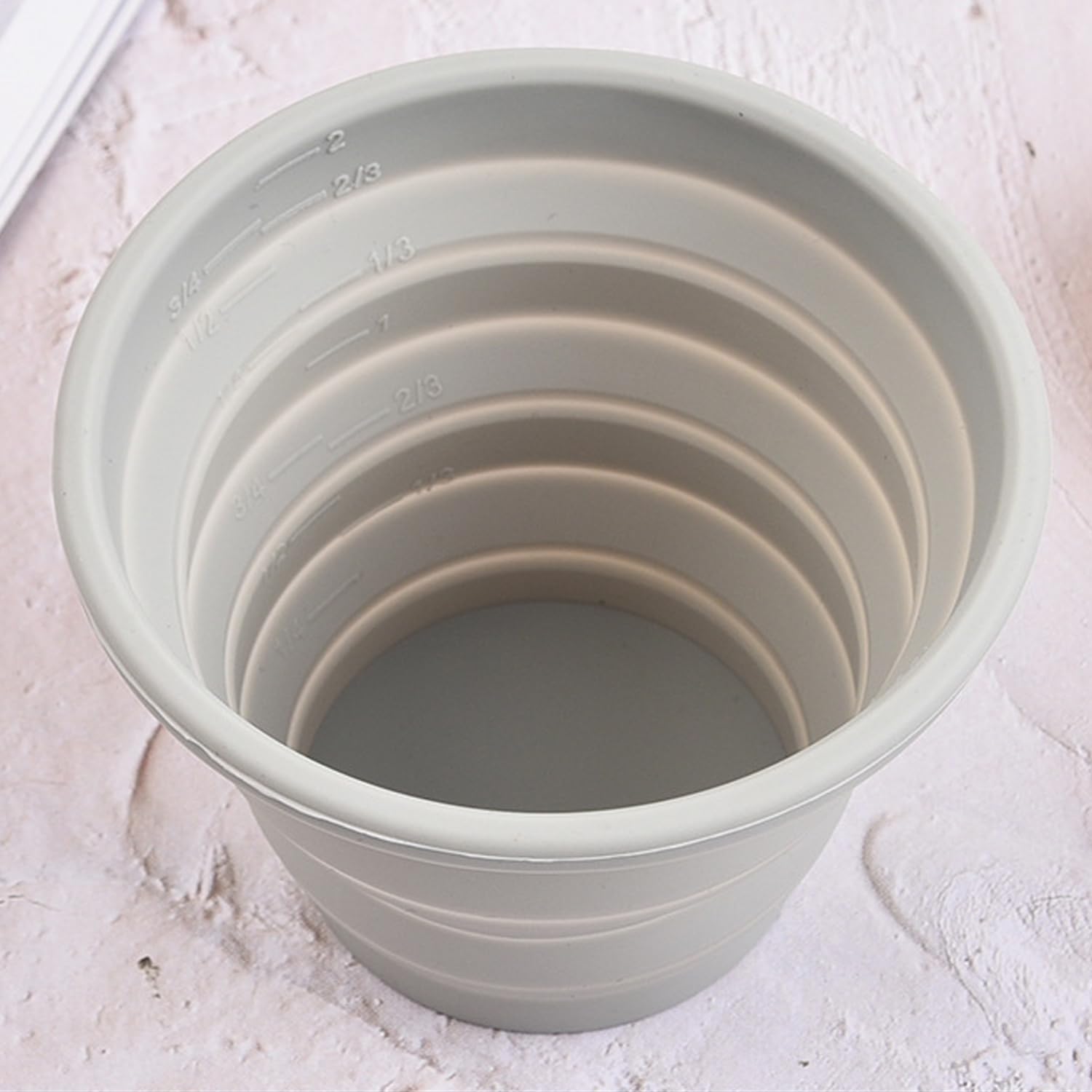 Tazza pieghevole in silicone riutilizzabile pieghevole tazza da viaggio piccola tazza portatile per zaino e campeggio all'aperto 300 ml
