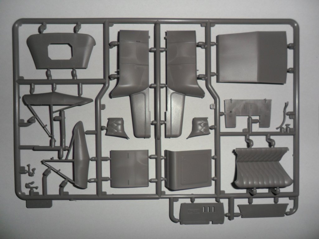 ICM 24004 – Modèle Kit Model T 1914 Fire Truck American Car