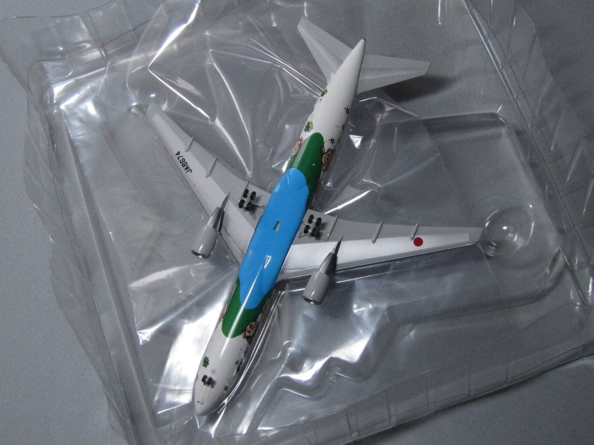 Amazon.co.jp: ANA JA8674 ゆめジェット 特別塗装機NH20057 1