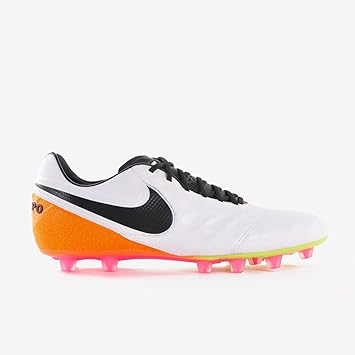 Amazon Co Jp Nike ナイキ ティエンポ レジェンド 6 Hg E サッカースパイクシューズ 108ホワイト 8192 108ホワイト 29 5 シューズ バッグ