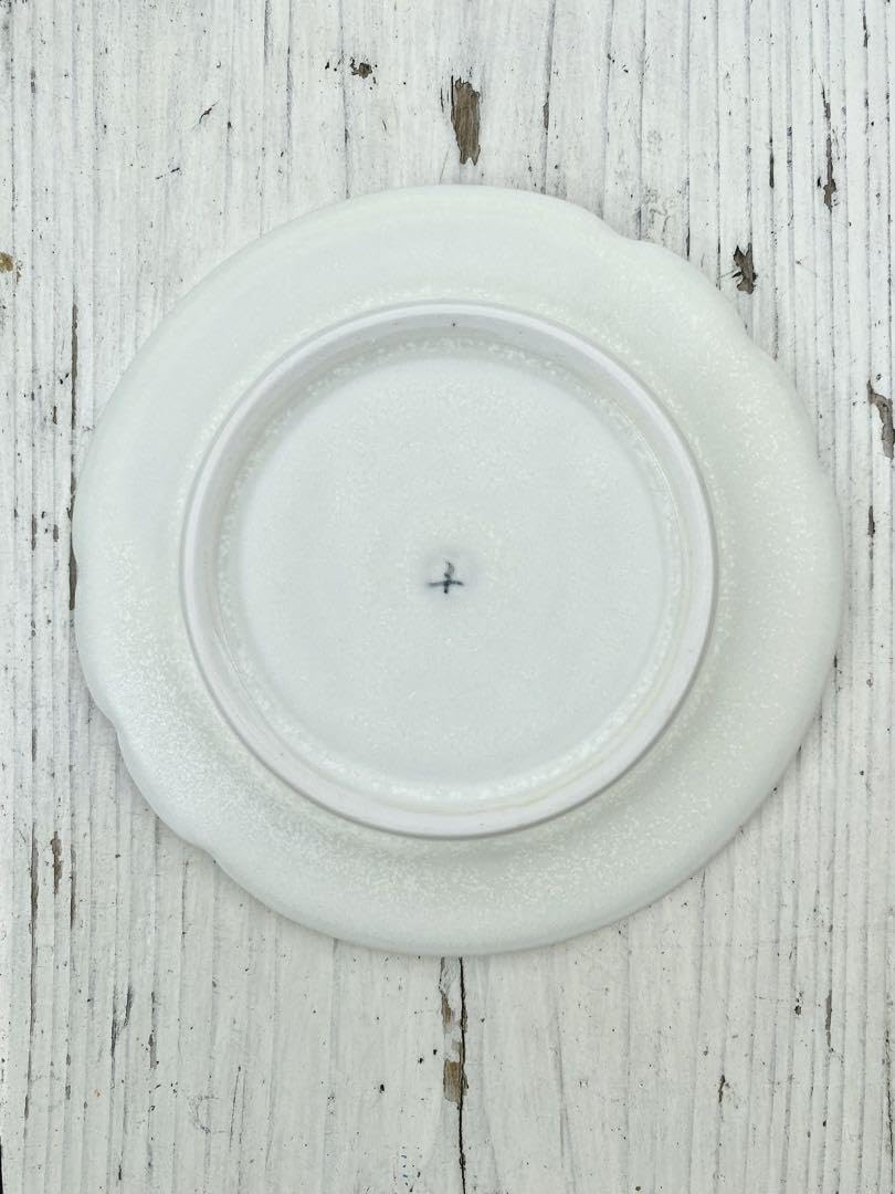 Amazon.co.jp: うつわやみたす 大きめ プレート バンビ 鹿 : Home