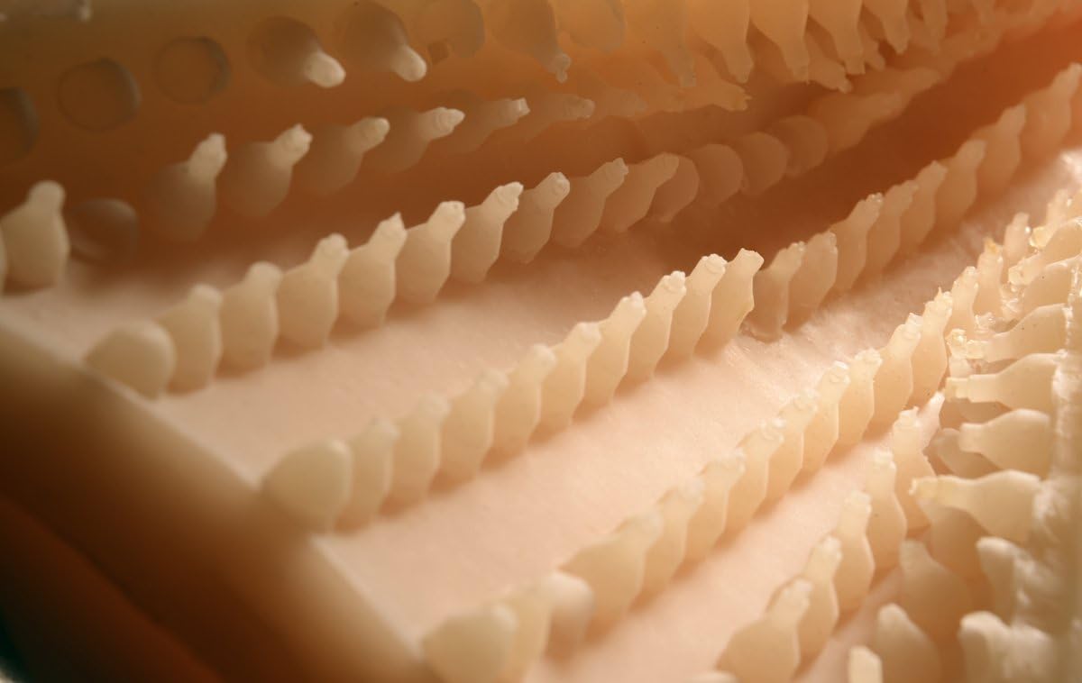 Male masturbator attachment connection mechanism