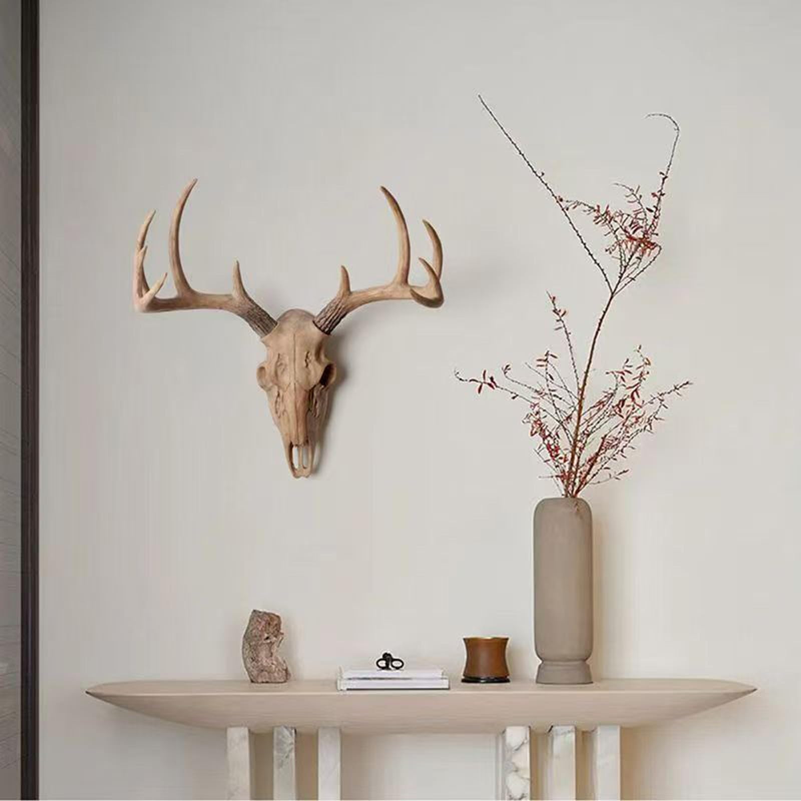 Supporto da Parete con Teschio di Cervo Finto, Scultura Moderna con Corno di Cervo, Decorazione Fatta a Mano(C)