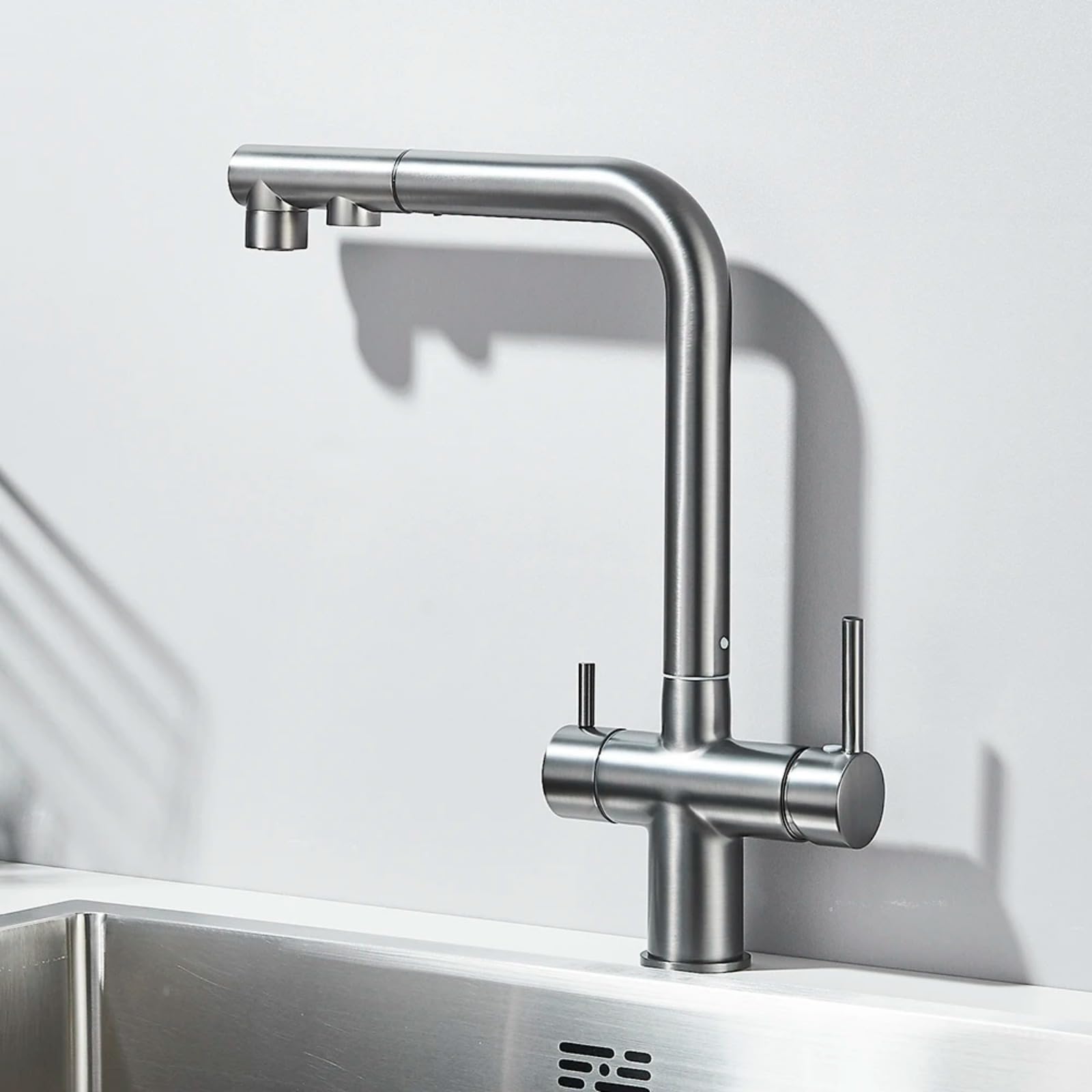 MXXQRHF Pure Water Kitchen Faucet Pull Out Swivel 2 Mode Spout Daul Handle Cold Hot Water Mixer Kitchen Filtered Water Tap Purification (Grey)
