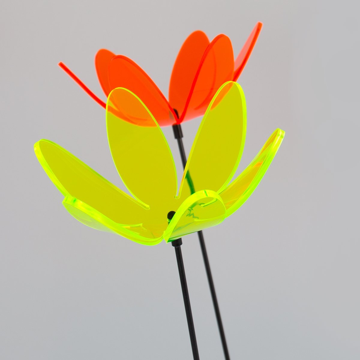 SUNPLAY Sonnenfänger Seerose im FARBMIX, 5 Stück zu je 15 cm Durchmesser im Set + 70 cm Schwingstäbe