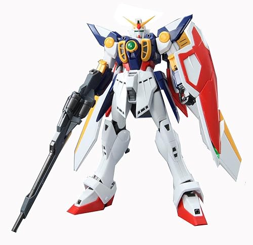 Bandai Hobby Figura de acción de grado maestro Wing Gundam Bandai, número de modelo: BAN162352