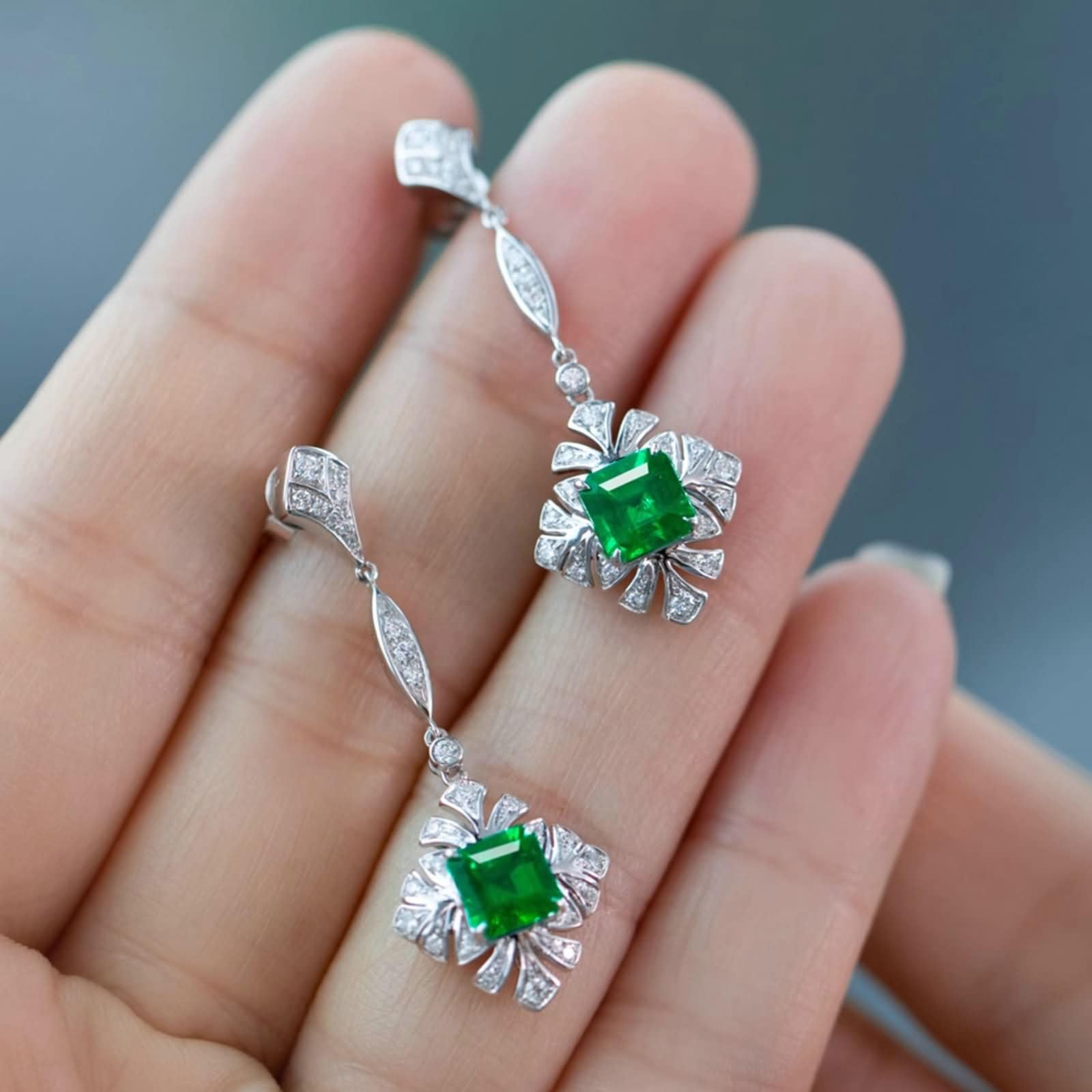 Kolczyki ślubne z białego złota 9K / 14K / 18K / 18K, 1,1ct syntetyczny szmaragd kwadratowy i moissanit, kolczyki ślubne damskie wiszące zielone srebro