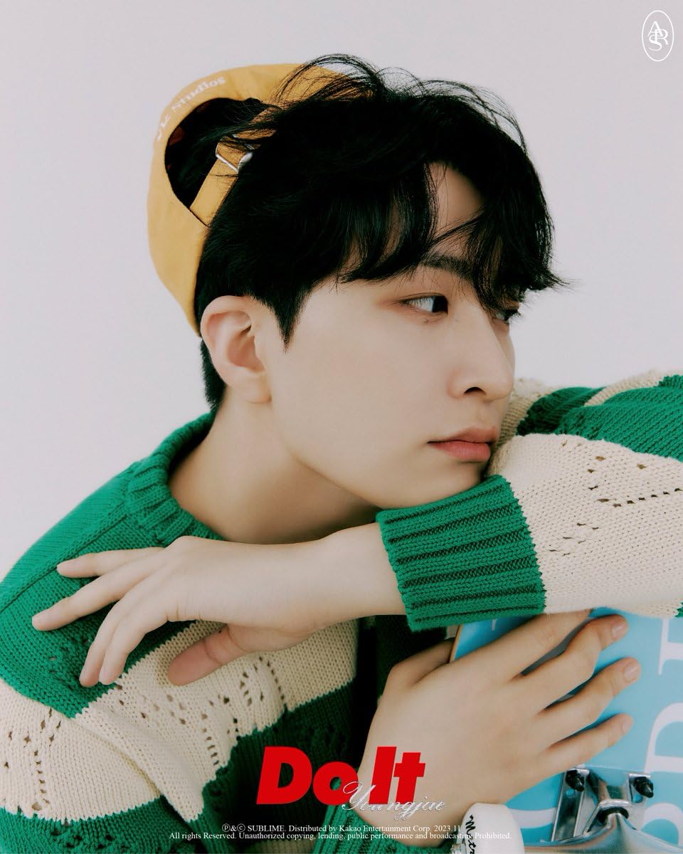 Amazon.com: GOT7 Youngjae Do It 1st Album Standard Blue Version CD