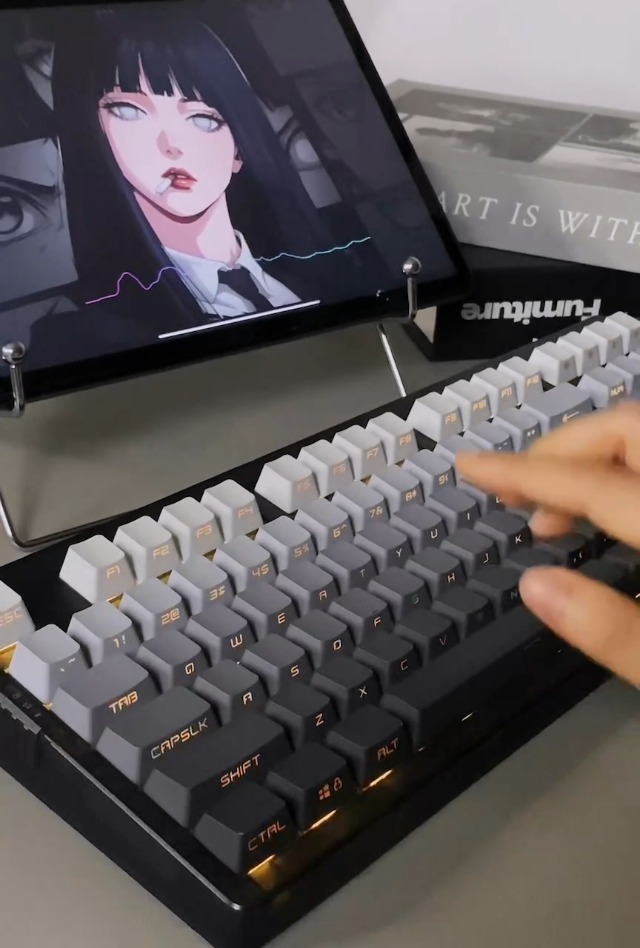 miyuneko☆ Amazon.com: ZORNHER ZH980 Wireless Mechanical Keyboard,95