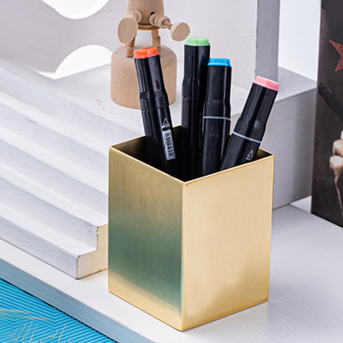 Portapenne per Scrivania in Acciaio Inox Spesso, Contenitore Multifunzionale da Tavolo per Cancelleria e Cosmetici, Organizer da Ufficio Resistente e Leggero per Mantenere
