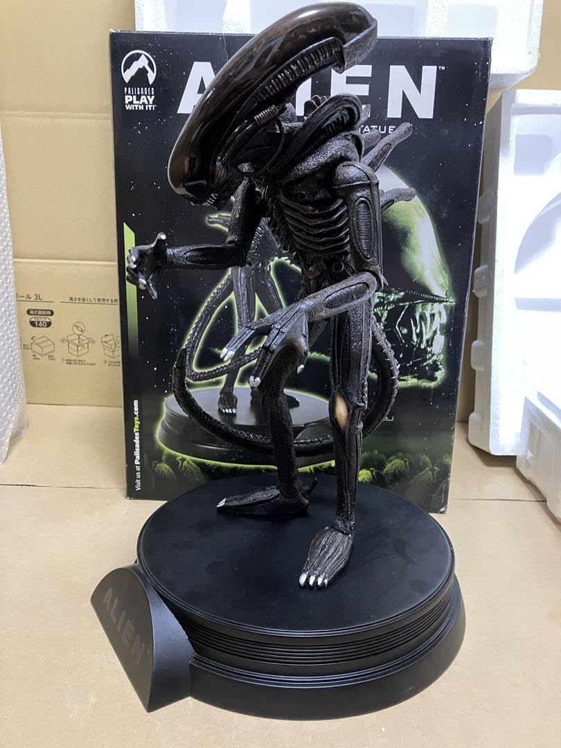 Amazon.co.jp: パリセイズ エイリアン シグネチャー スタチュー