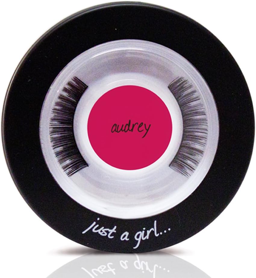 Bullseye 'Just a Girl' Audrey Lashes Compact