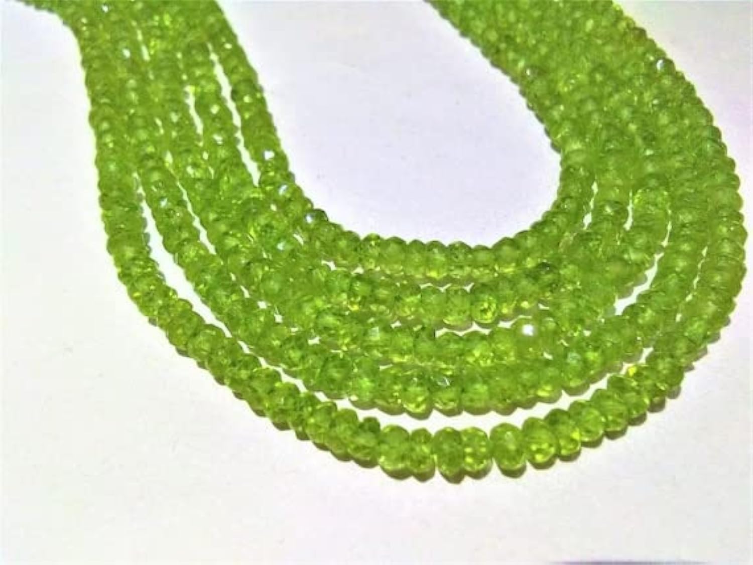 LKBEADS Perydot 4-4,5 mm fasetowane koraliki w kształcie rondelle, luźny sznurek, perydot kamień szlachetny naszyjnik biżuteria 33 cm sznurek