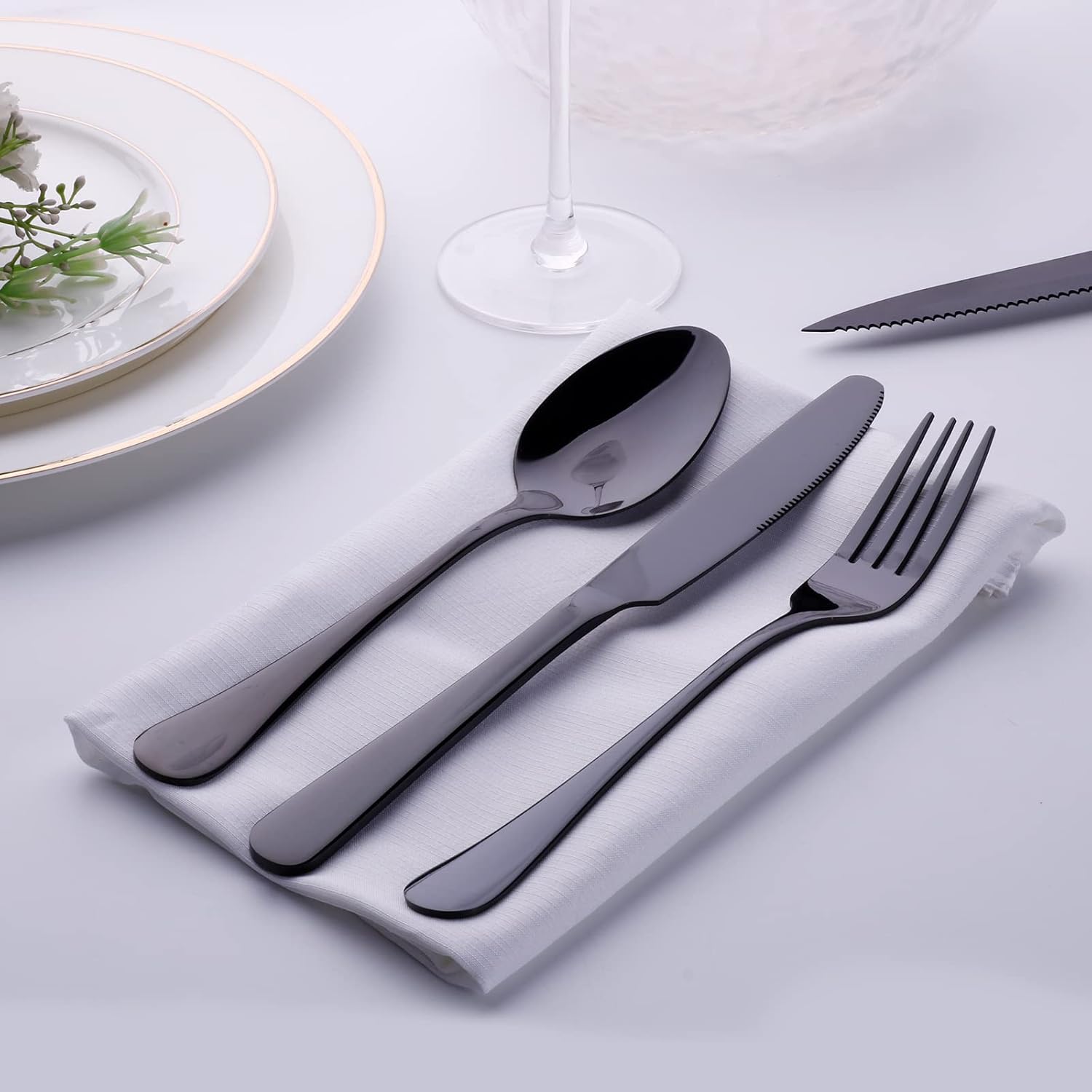 48 Piece Metal Everyday Modern Silverware Set with Steak Knives 18/0 Stainless Steel Flatware Cutlery Reusable Lunch Eating Utensils for 8 Dishwasher Safe, Black