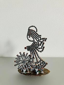 チェコ◆立体的　天使のモチーフ◆置物　3D ツリー Amazon.co.jp: チェコ立体的 天使のモチーフ置物 3D ツリー