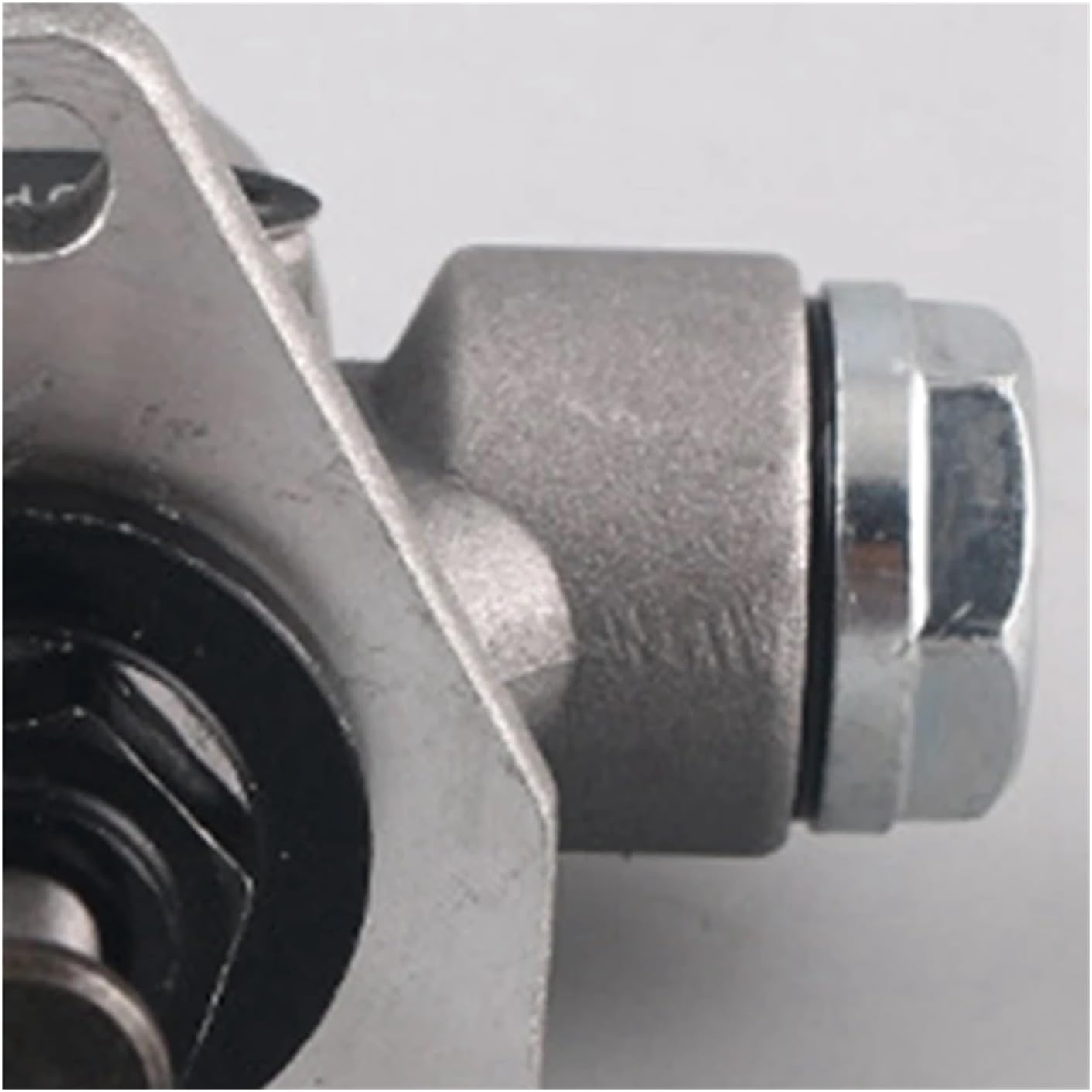 Truck Fuel Pump Compatible for DAF 75 85 95 Scania Aluminium Alloy High Pressure Injection Pump 0440008089 0440008068 Fuel Pump Filter Fuel Pump Mounting Kit Fuel Pump Sealing Gasket