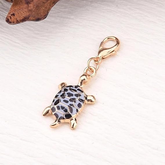 Travel Turtle Keychain Gift for Women Girls Good Luck Safe Leopard Sea Turtle Gifts Keychain with Encouragement Card Travel Themed Gifts for Turtle Lovers Friends Daughter