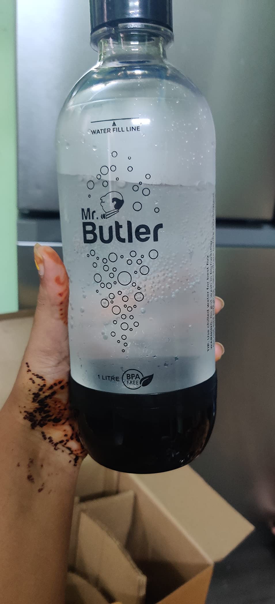 Mr. Butler Italia Soda Maker Black – Jumbo Pack with 2 cylinders and 4 ...